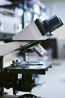 microscope-in-a-laboratory