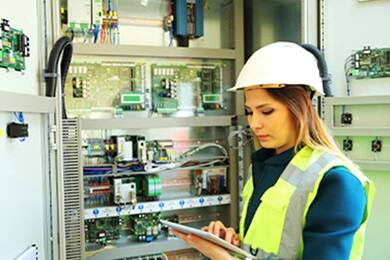 bts_thumb_elektroniker_in-fur-betriebstechnik